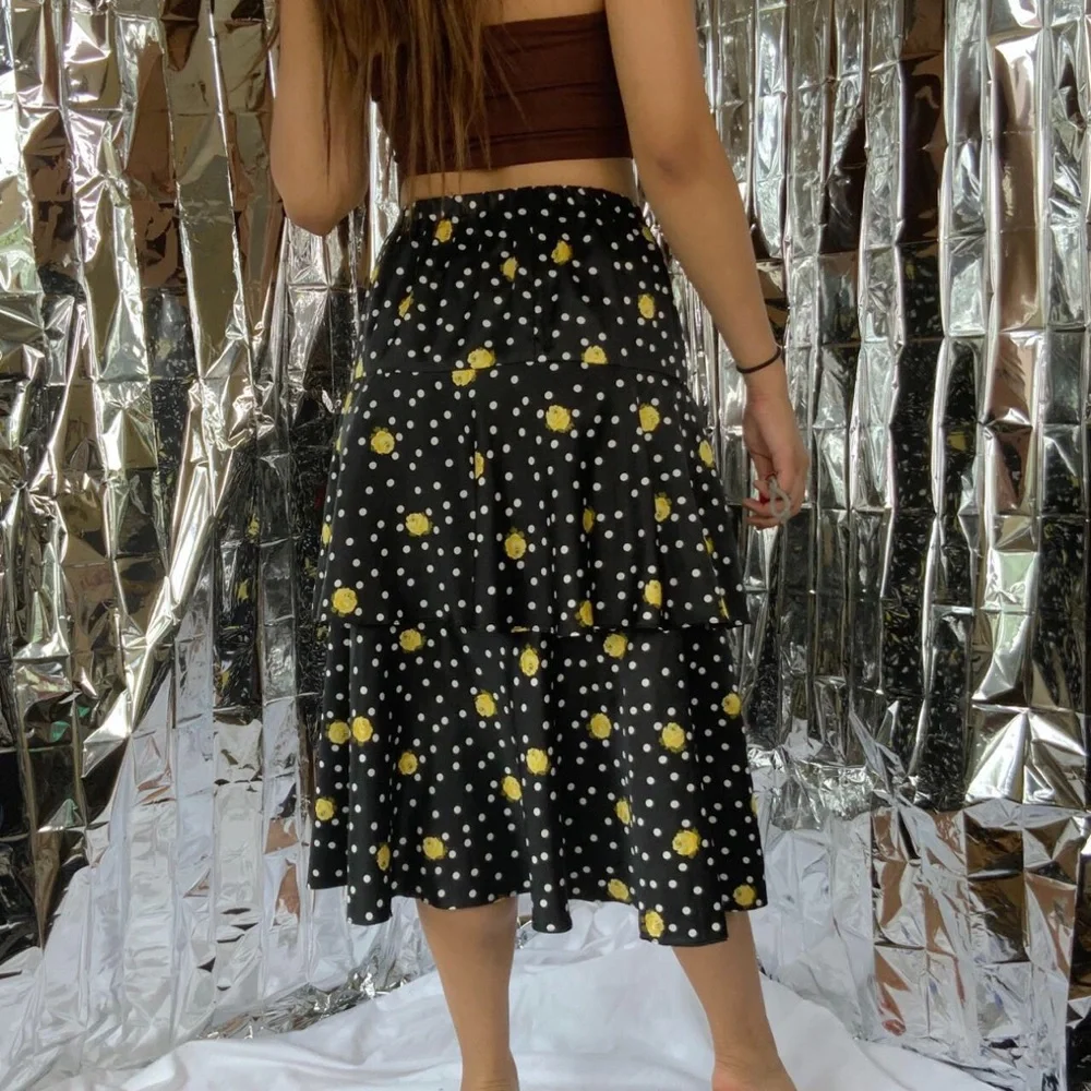 Black and white polka dot yellow floral tiered ruffle midi skirt - Picture 2 of 4